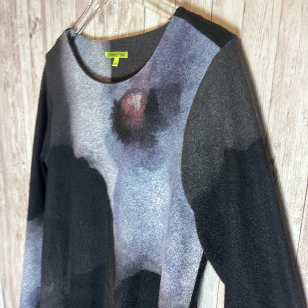 Trisha Tyler Black Abstract Print Fleece Tunic Sweater - Picture 2 of 5